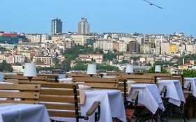 Petrion Hotel